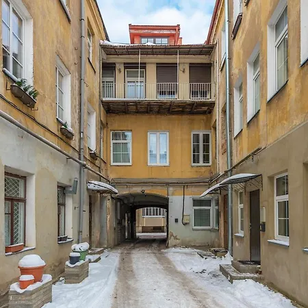 Luxury Old Town Near Mo Museum Apartment